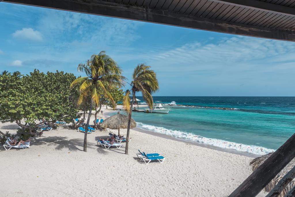 Floris Suite Hotel - Spa & Beach Club - Adults Only Piscadera Bay Bagian luar foto