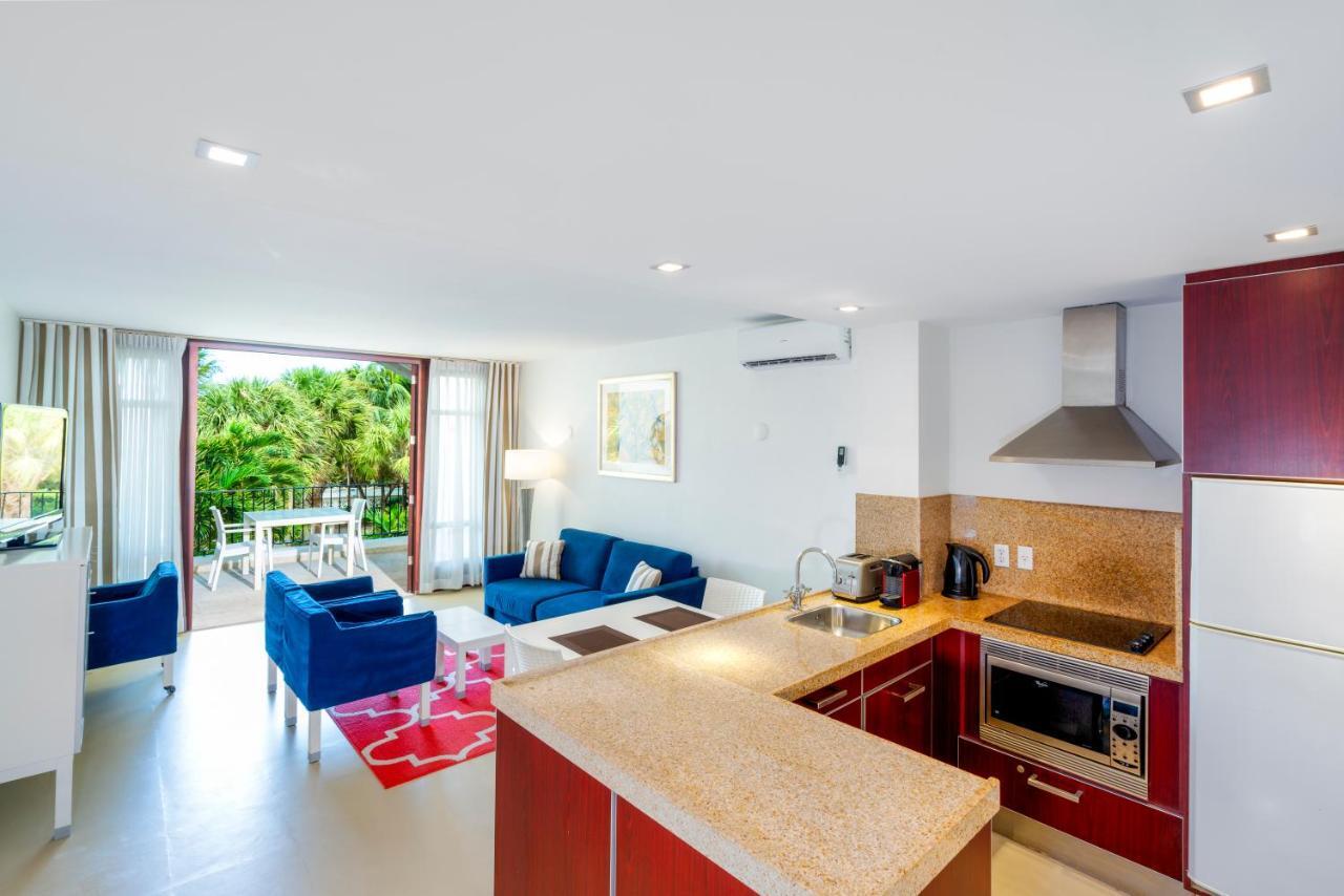Floris Suite Hotel - Spa & Beach Club - Adults Only Piscadera Bay Bagian luar foto
