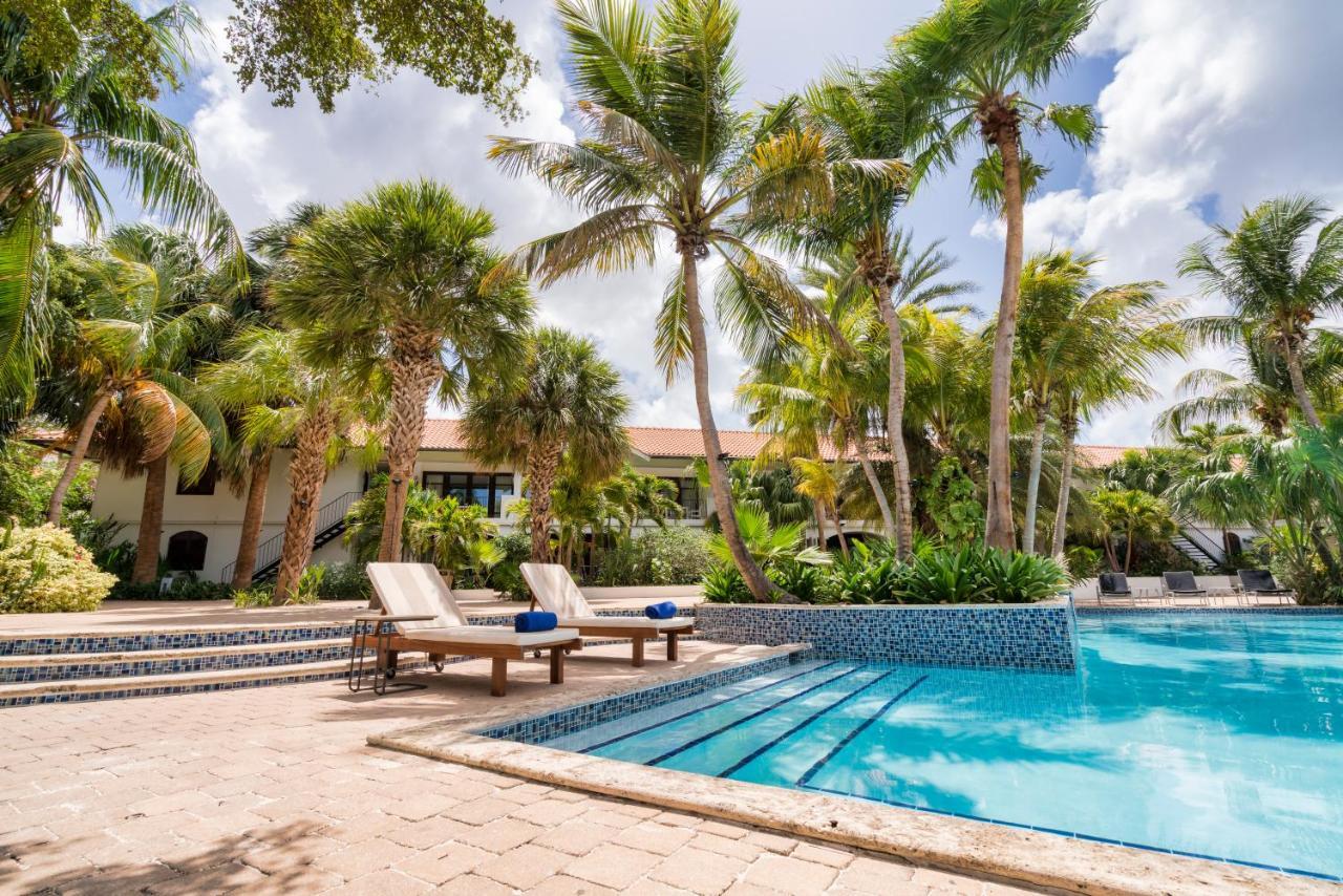Floris Suite Hotel - Spa & Beach Club - Adults Only Piscadera Bay Bagian luar foto